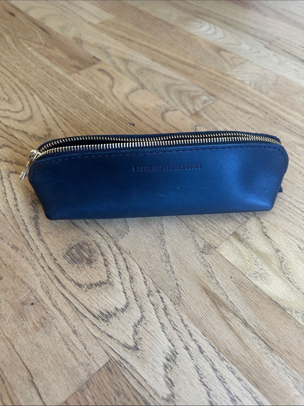 Portland leather sidekick pouch smooth black